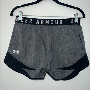Women’s Under Armour Athletic Shorts Heather Grey - M